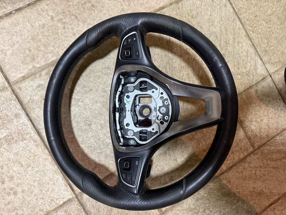 мерцедес волан ц класа w205 mercedes