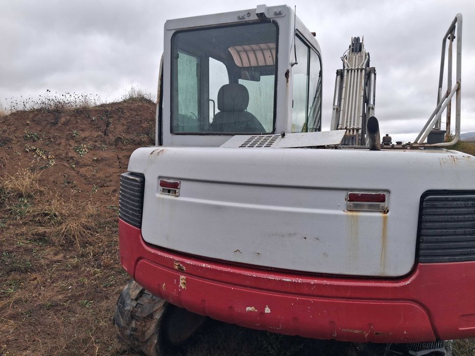 Vând excavator  Takeuchi  TB175