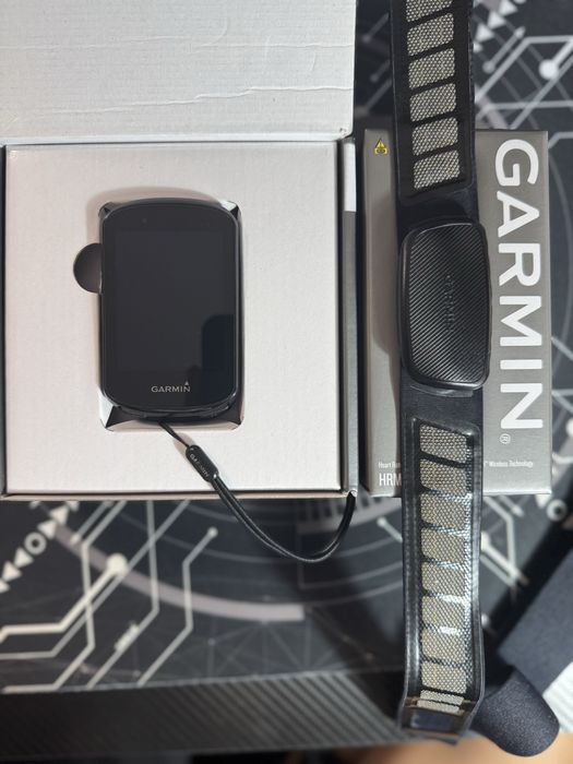 Vand Garmin Edge 830 si Garmin HRM