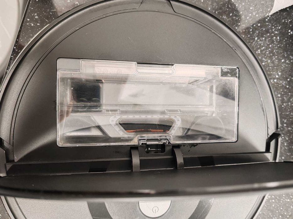 Aspirator robot Roborock E5 – stare foarte bună, funcționează perfect