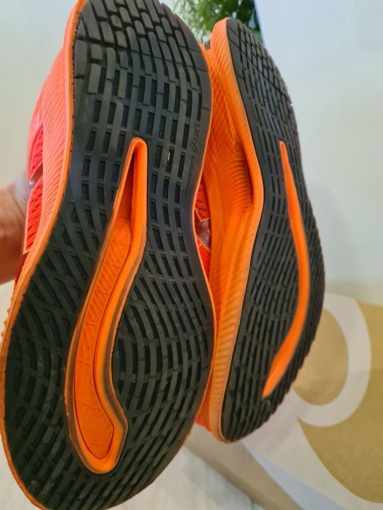 Asics  MetaRide W- за бягане