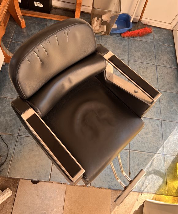 Scaun profesional de frizerie