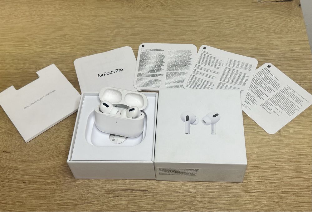 Apple AirPods Pro (Generația 1)