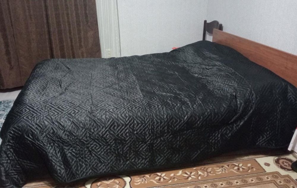 Кровать в хорошем состоянии