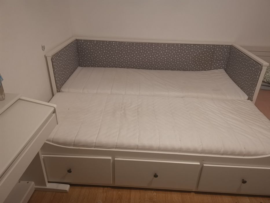 Cadru pat / divan extensibil Ikea, protecții laterale, ca NOU