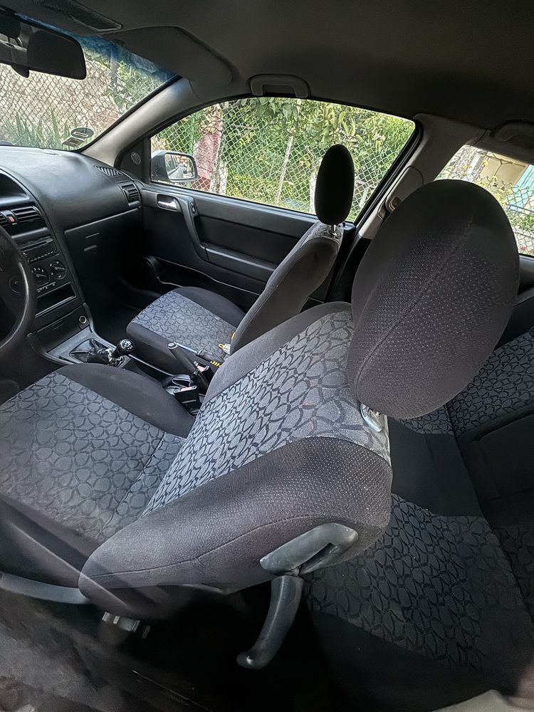 Opel Astra 1.6 V