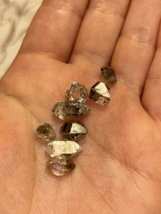 Камни Херкимерские кварцы, хрусталь