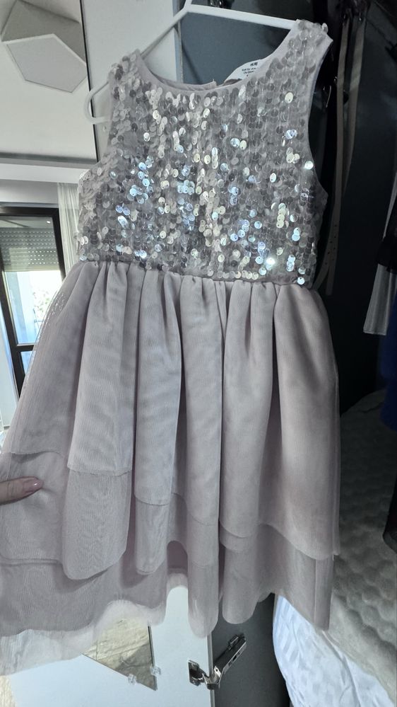 Детска рокля h&m sisley