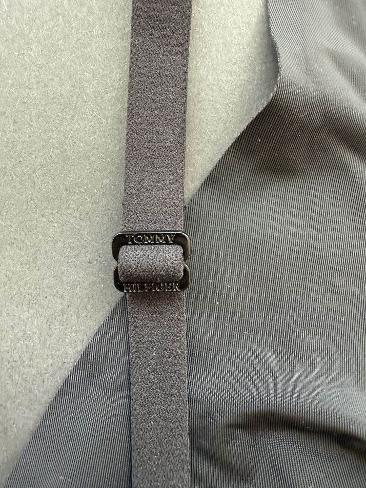 Сутиен Tommy Hilfiger /S/