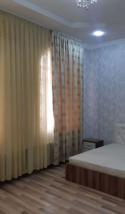 Лабзак в центре Сдаётся дом под жильё или же под офис 6 комнат