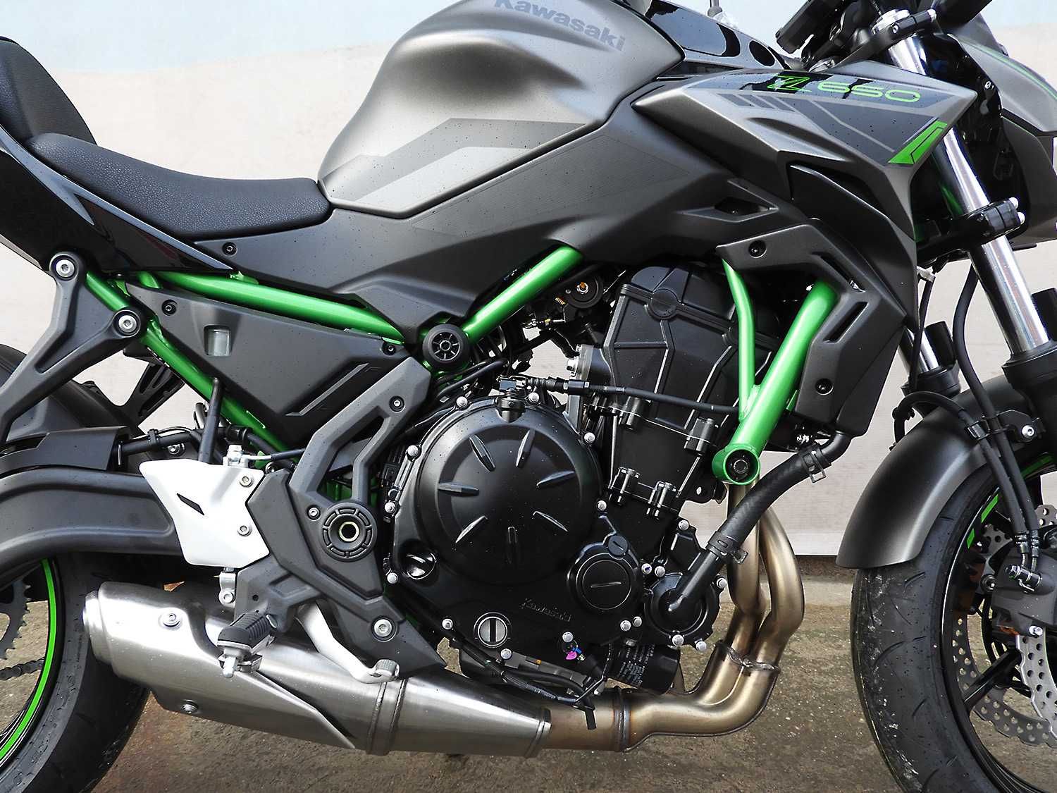 Motocicleta Kawasaki Z650 ABS 2024 | Rate | Leasing