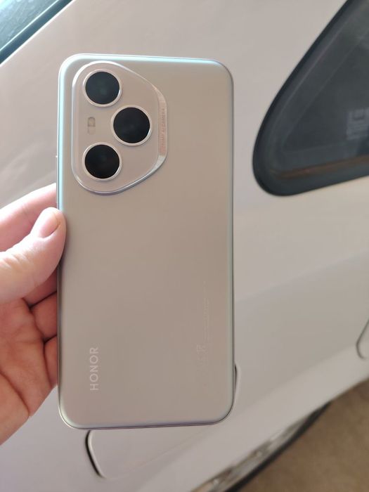 Honor 400 pro 12 ga +12  512 talik titan rangi