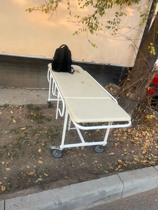 Тележка для перевозки больных