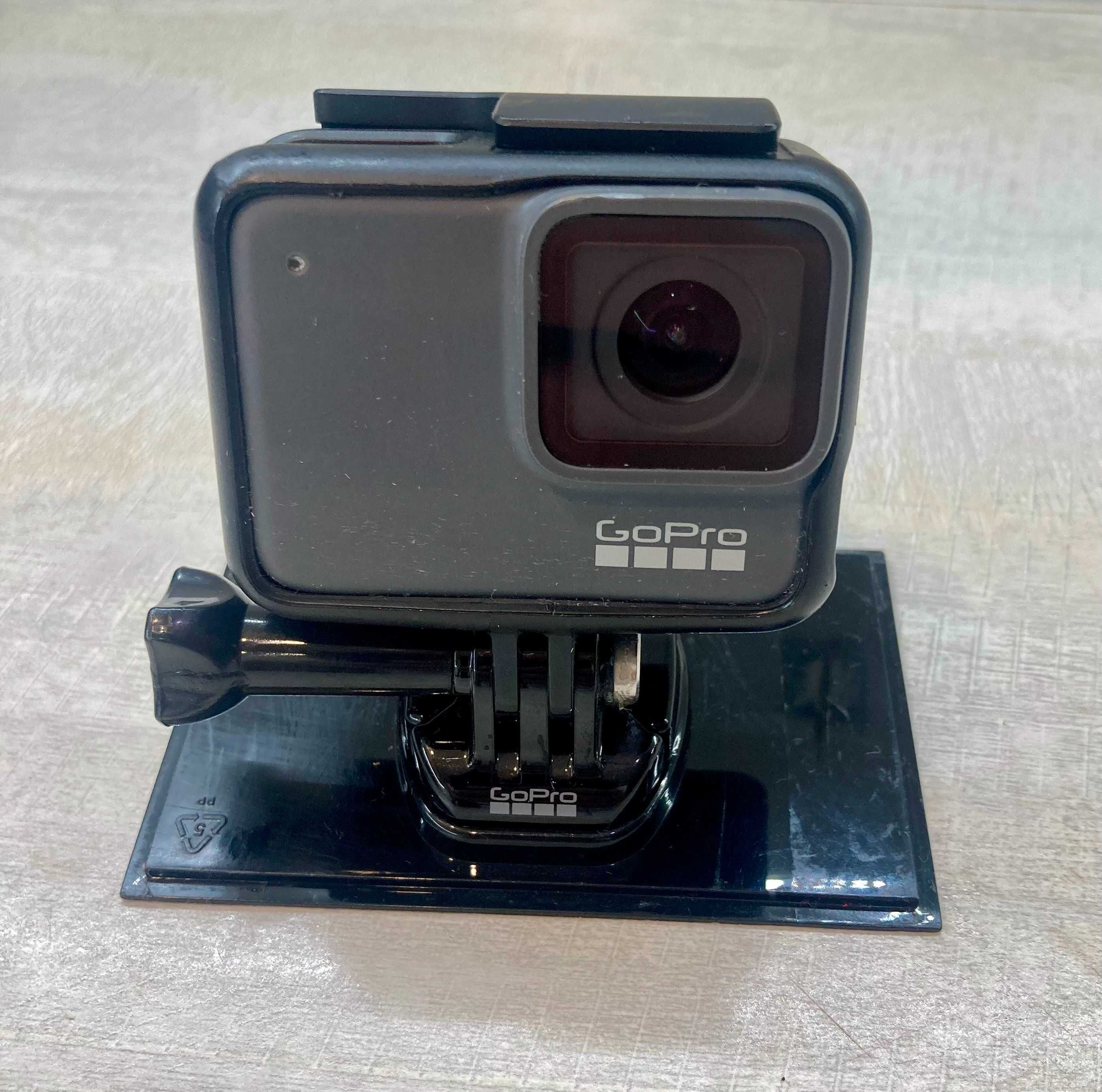 go pro 7 silver camera