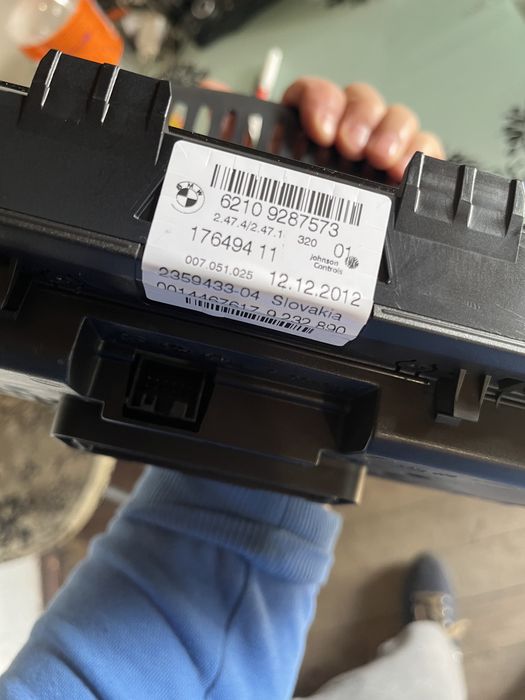 Ceasuri bord bmw x3 f25 2.0 d automata cod: 6210 9287573