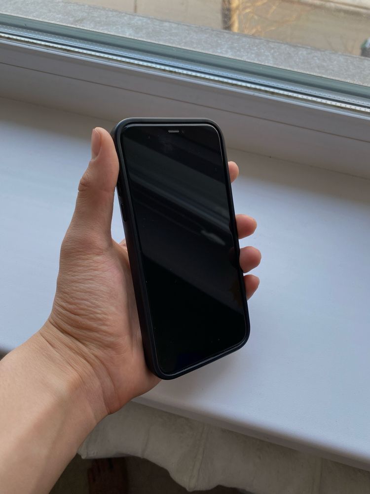 iPhone 11 - Айфон 11 В Хорошем Состоянии