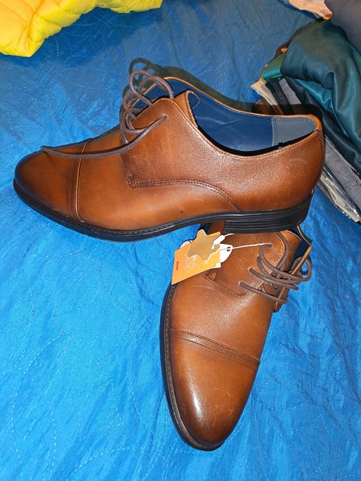 Pantofi eleganti