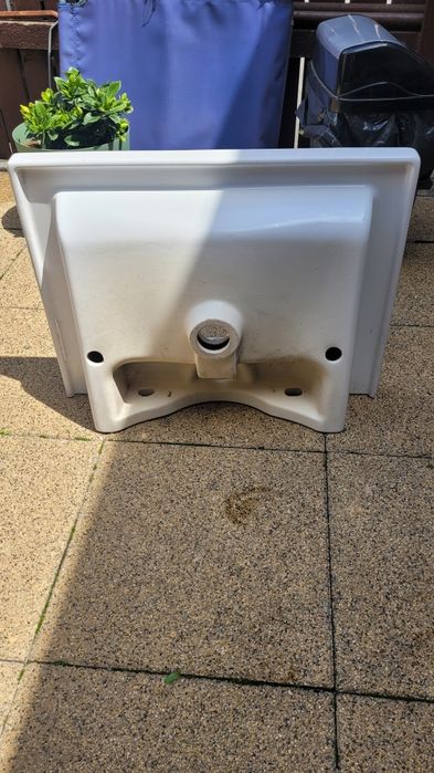Chiuveta baie alba ceramica
