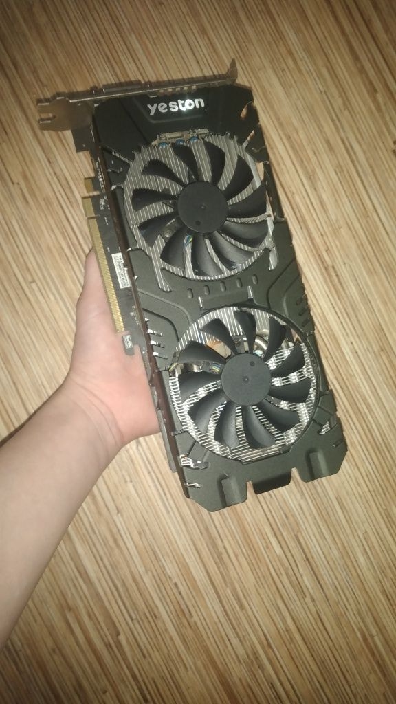 Продам видеокарту Rx 570 4gb + доставка