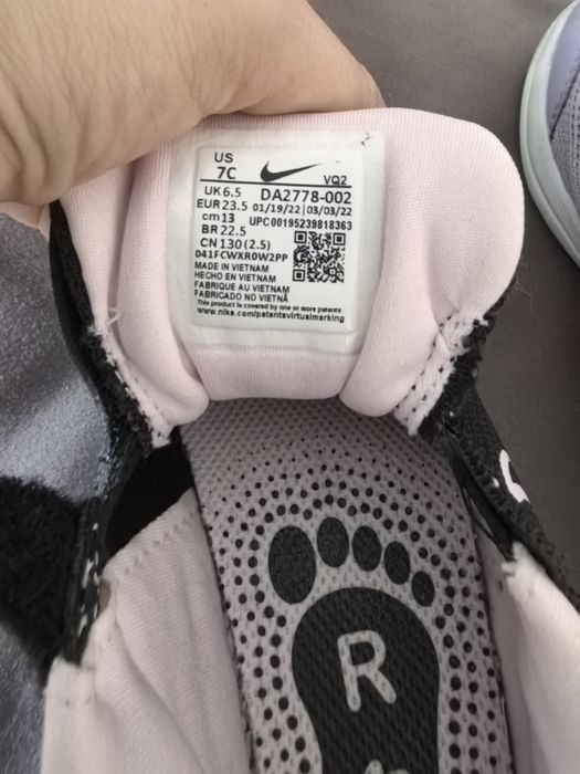 Pantofi Nike măsura 23.5 stare ft buna (~14.8 cm)