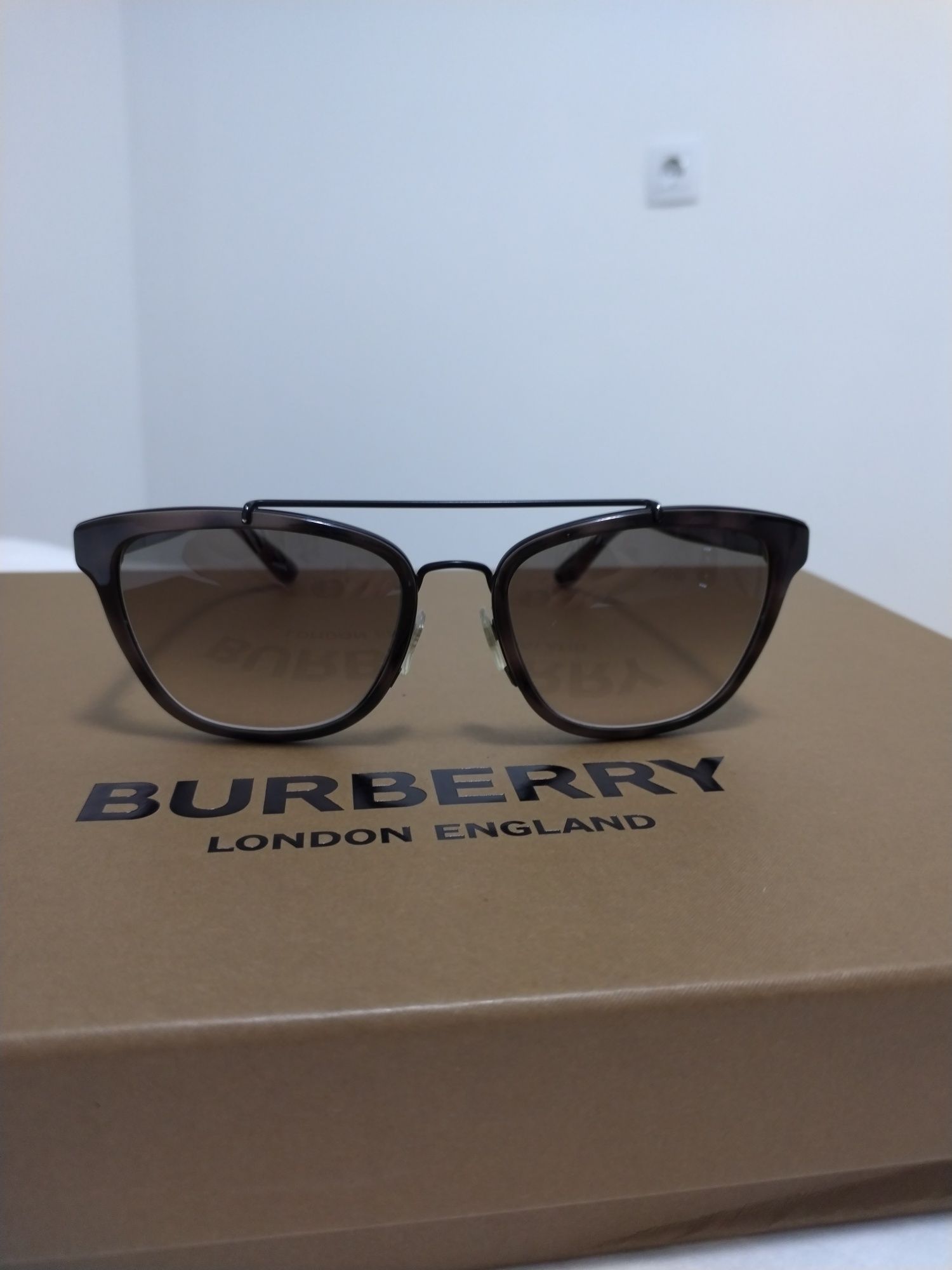 Ochelari de soare Burberry, unisex