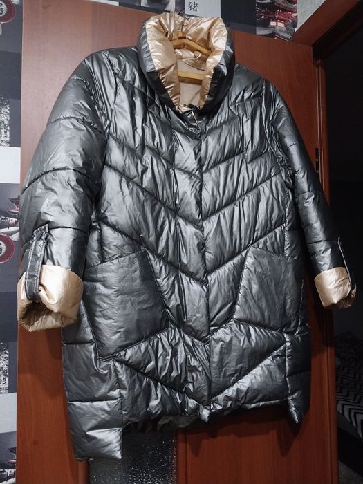 Продам весеннию куртку