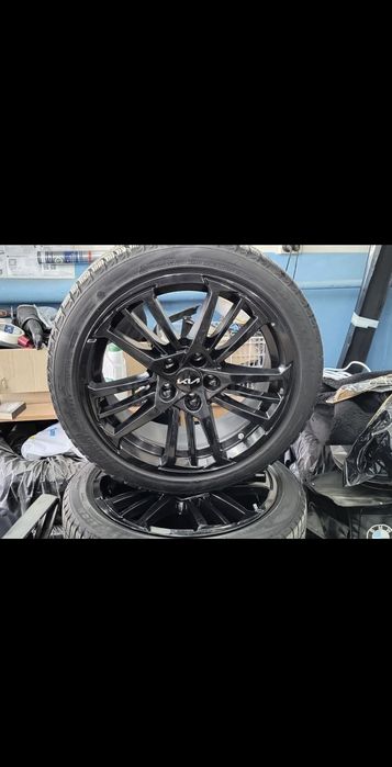 Комплект дисков с зимней резиной