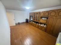 Vând apartament 3 camere