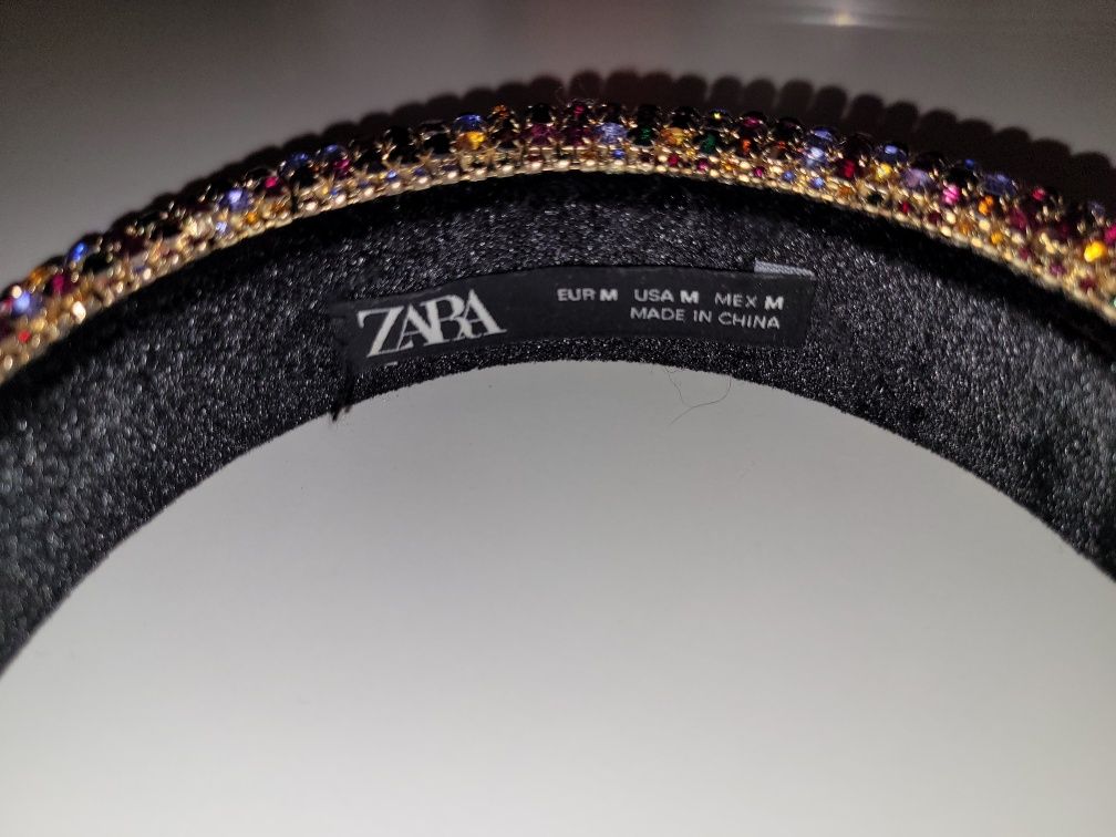 Diadema coronita Zara cu pietre multicolore