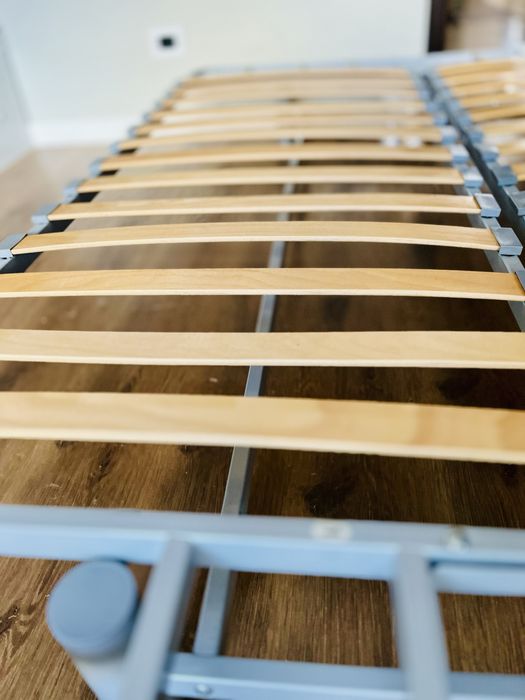 Сгъваема подматрачна рамка за легло и канапе от ИКЕА