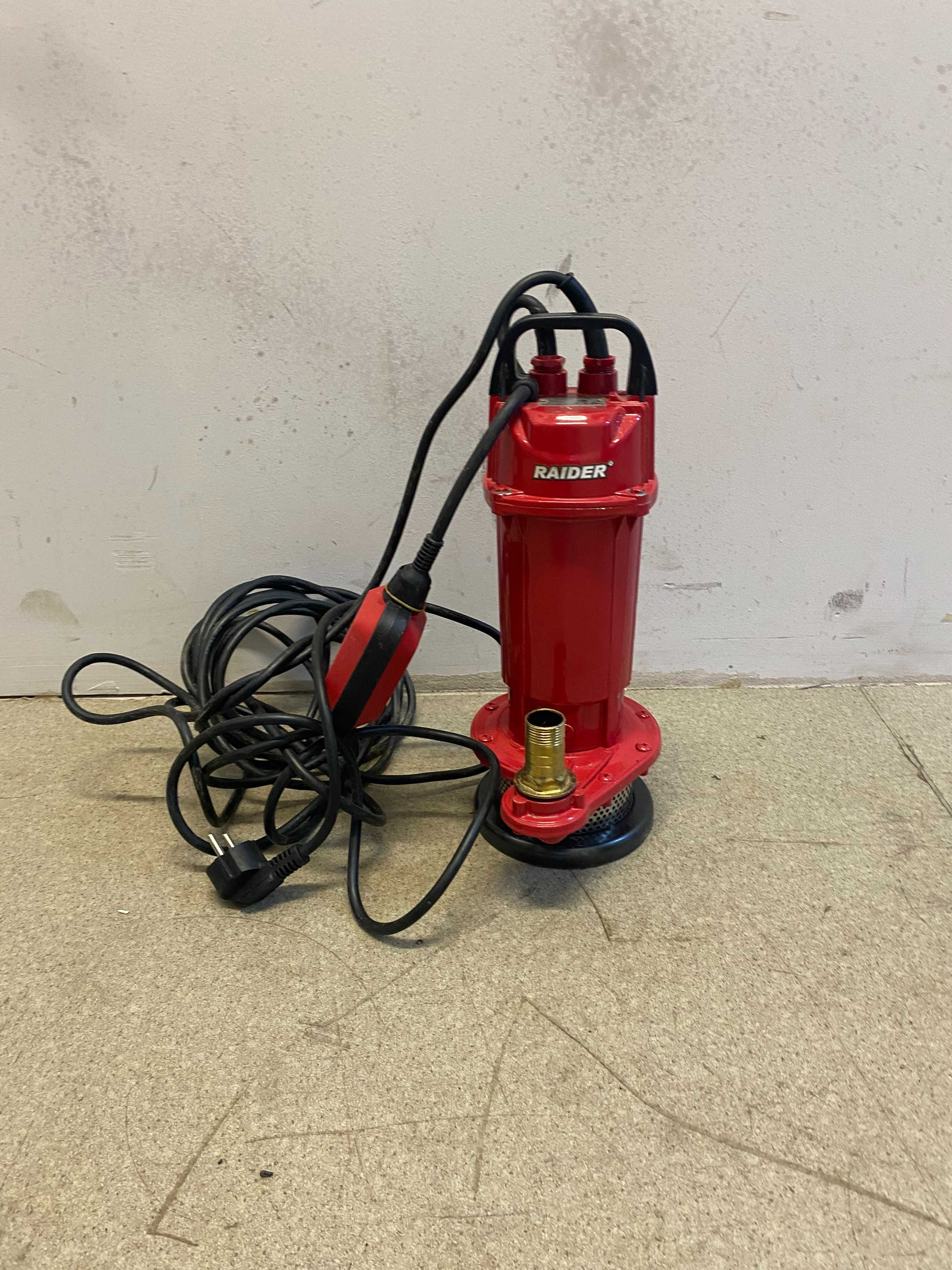 070157	Помпа водна потопяема 370W 1" 34L/min 14m 8m кабел RD-CAWP50