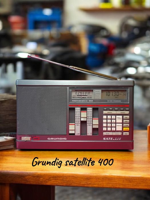 Radio Grundig satellite (3buc)