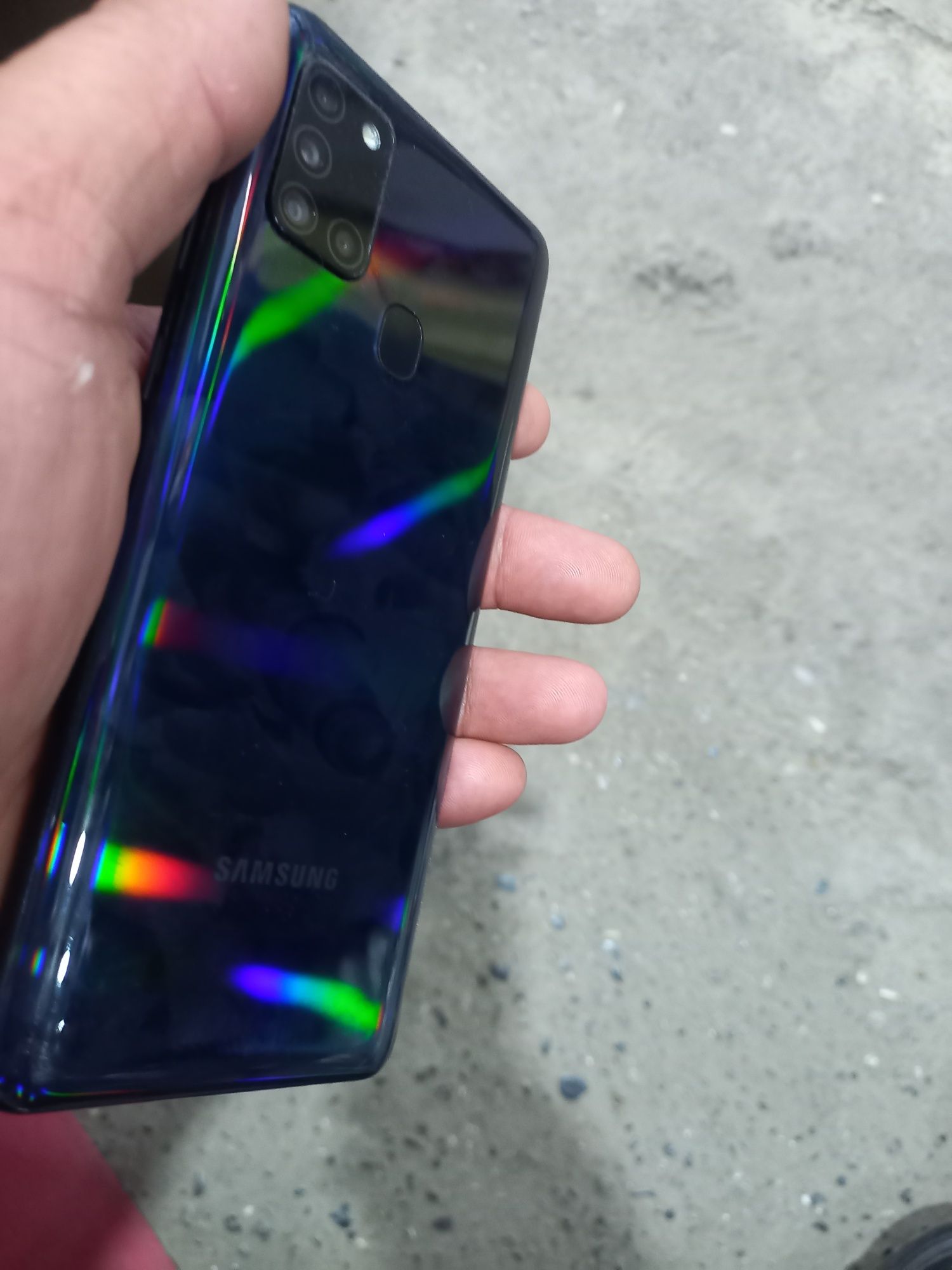 A21s samsung ideal holati tiniq 32GB hotirasi 2 sim karta imey bo'gan