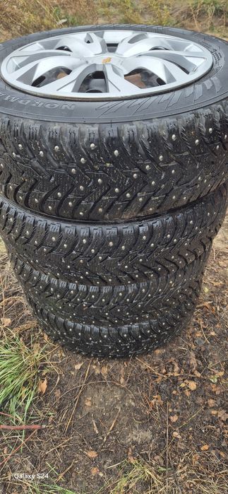 Шины с дисками Nokian Nordman 8 в количестве 4 штук