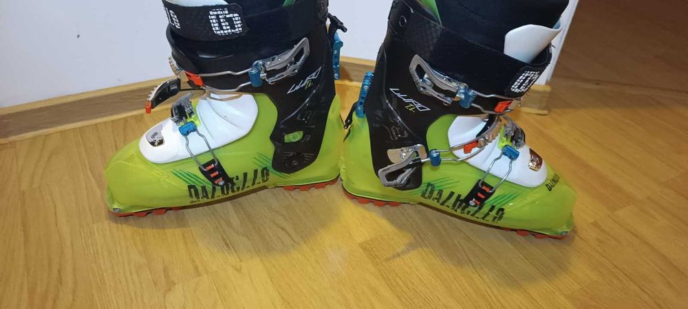 Clapari Dalbello Lupo Ti pentru schi de tura sau freeride