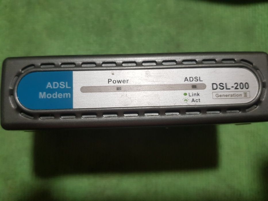 ADSL-модем D-Link DSL-200 (маршрутизатор).