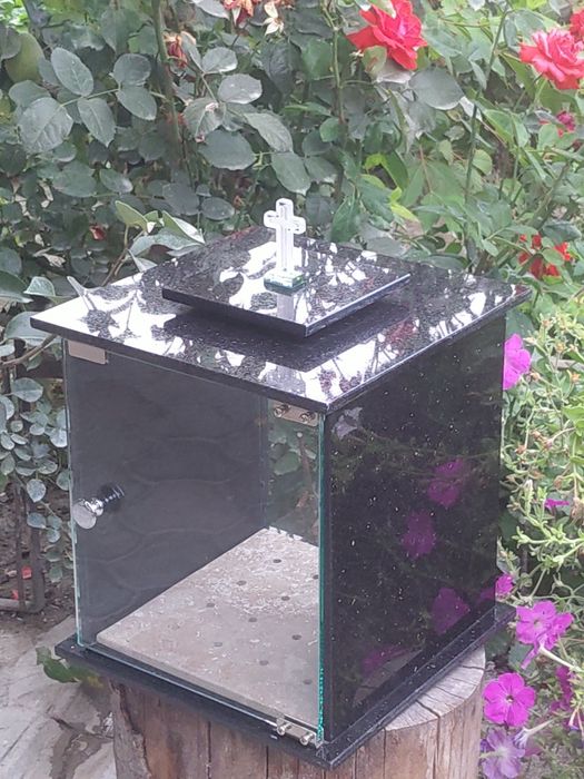 Felinar cimitir funerar granit candela căsuța