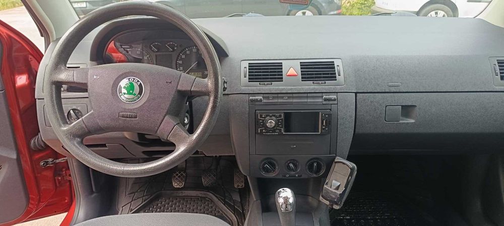 Skoda Fabia 1 an 2001