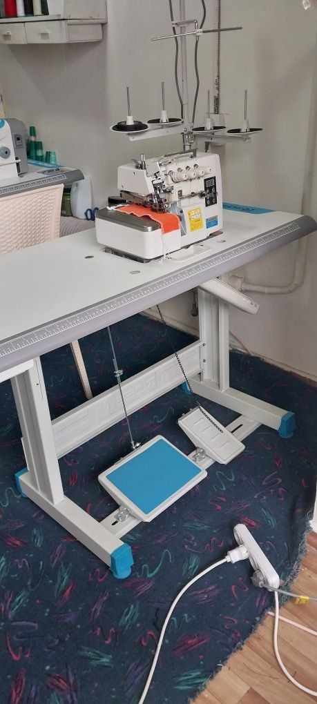 Tikuv mashinasi averlok sotiladi