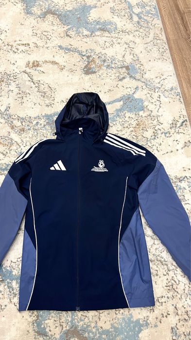 Продам дождевик фк астана