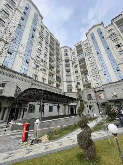 "Срочно Мухташам 3ком 155м2 по 1160у,е  Brasserie Minor Аллайский‼️‼️