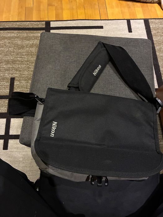 Чантичка за фотоапарат Nikon