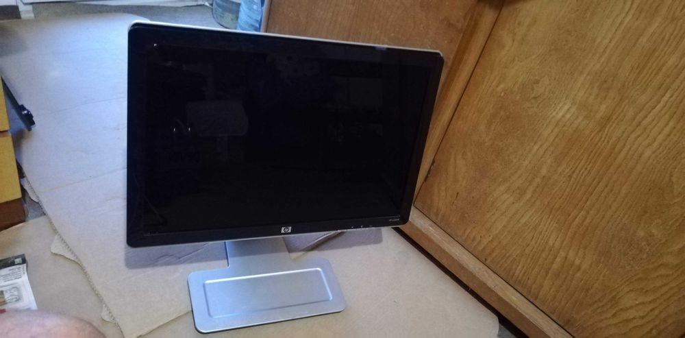 Монитор Hp 22 инча с Hdmi