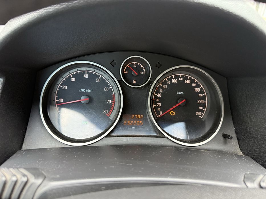Opel astra H 1.6 105 cp