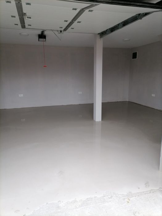 Se vinde casa , com uivar sat Rauti !