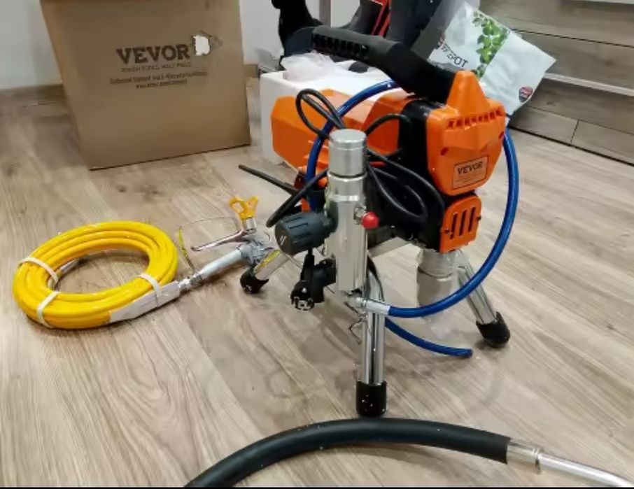 Pompa/aparat de zugrăvit/ vopsit airless