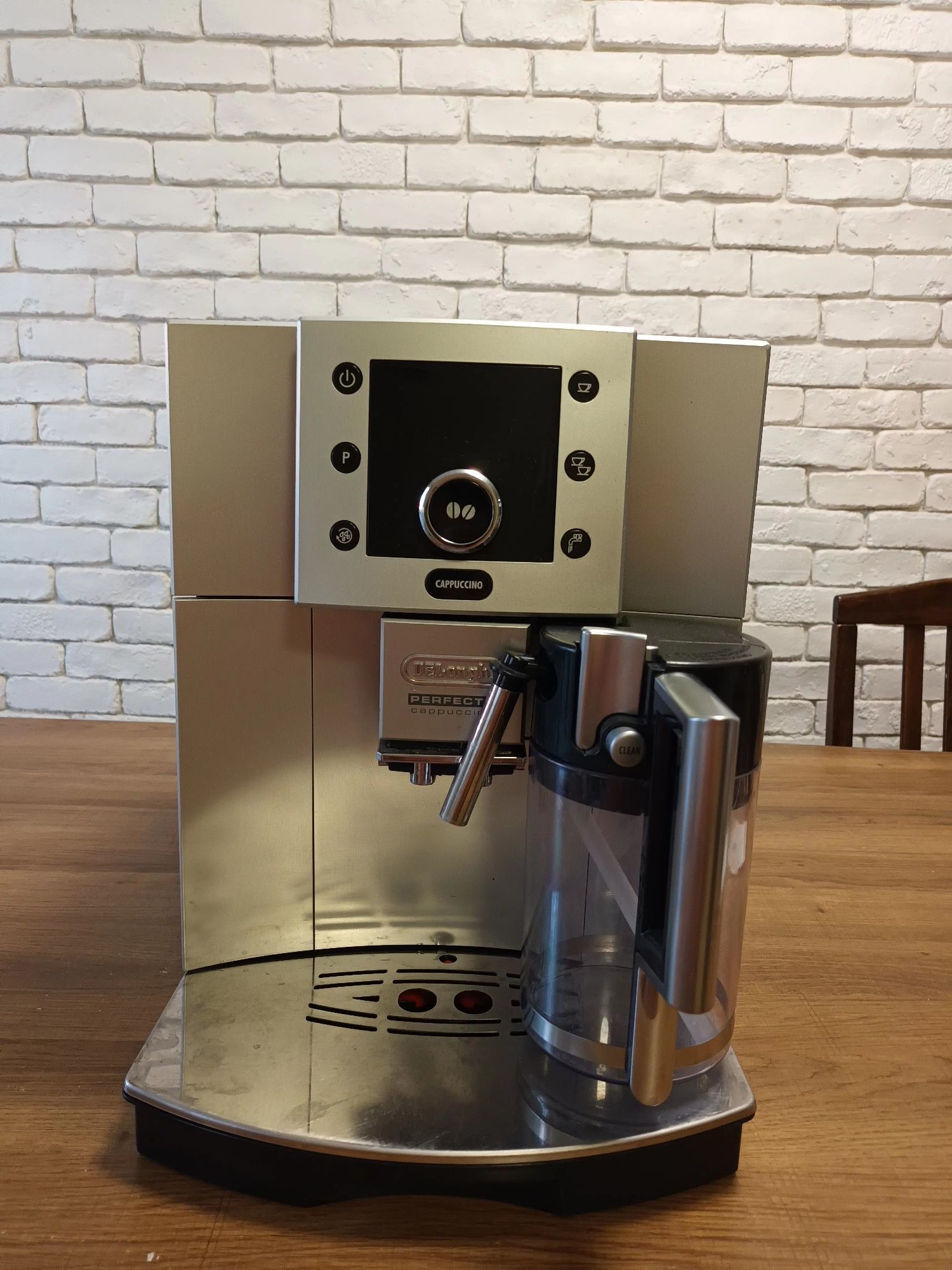 Кафе автомат Delonghi Perfecta Cappuccino