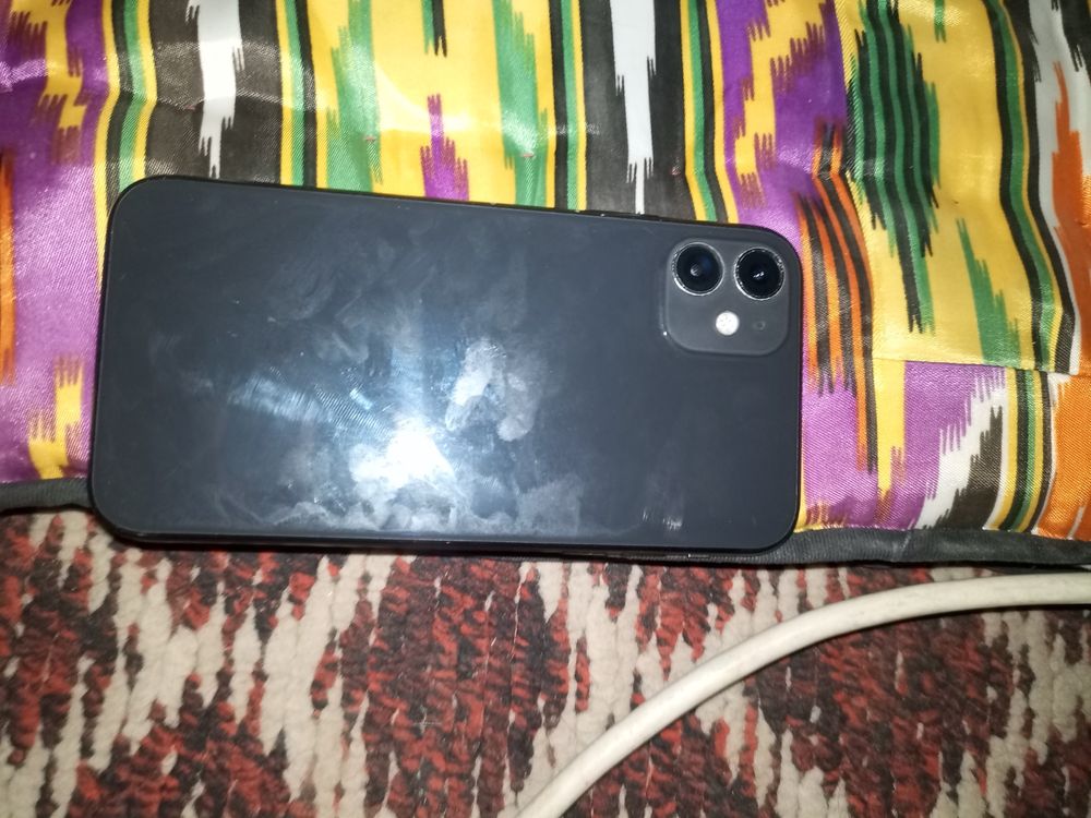 iphone 11 64gb yaxwi