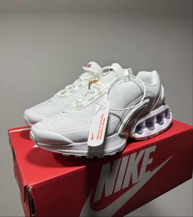 Nike Air Max DN Triple White