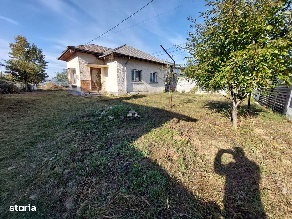 COMISION 0, Casa renovabila 4 camere, Urleta, Banesti